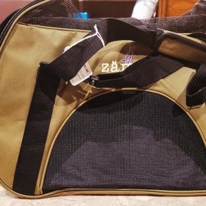 Zampa soft side bag